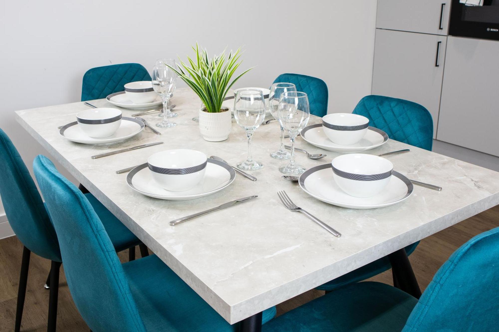 Central 2 Bed 2 Bath Apartment Near Brighton College, Beach, Hospital - Long Stay Offers Esterno foto